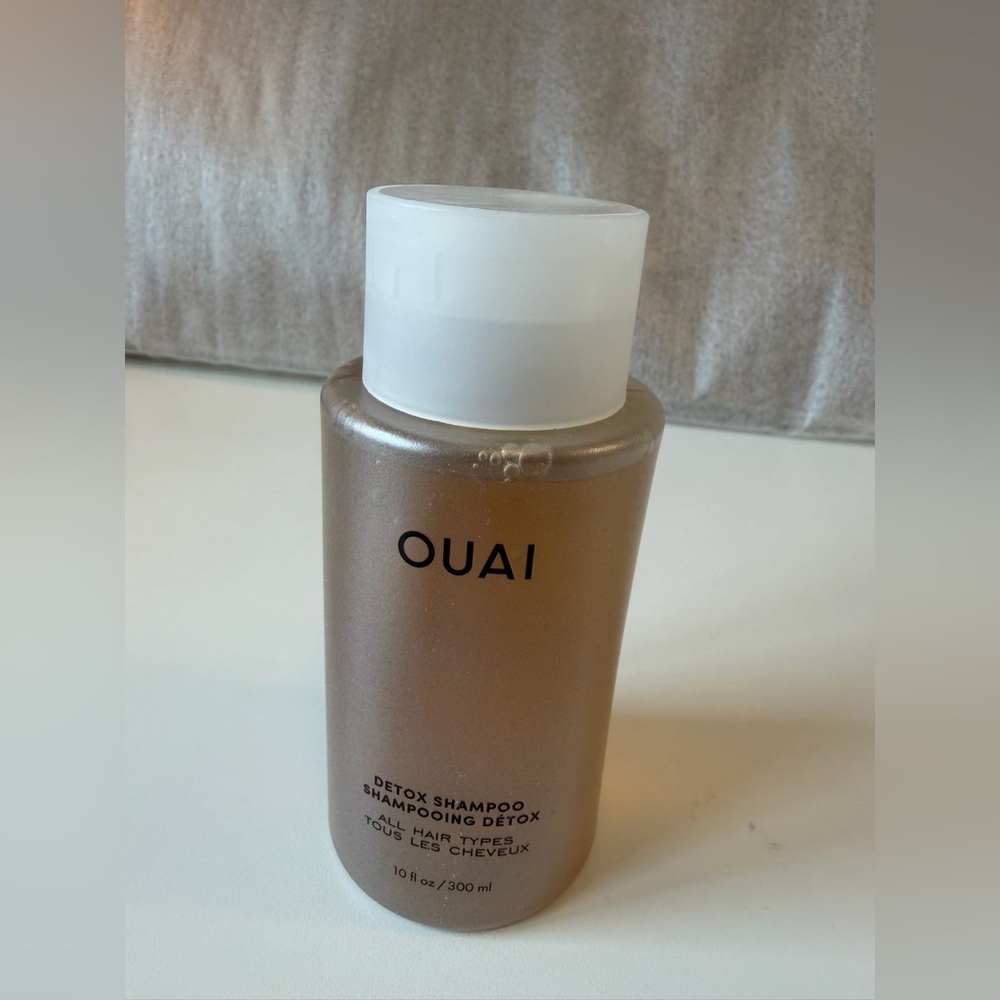 OUAI Detox Clarifying Shampoo *new unopened bottle*